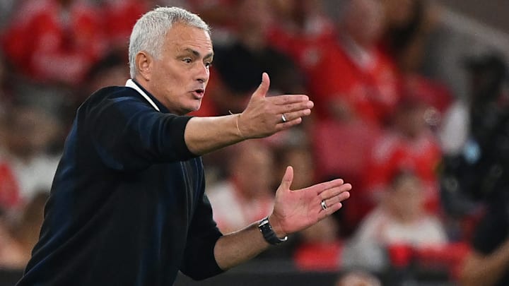 José Mourinho tem conversas avançadas para assumir o Benfica