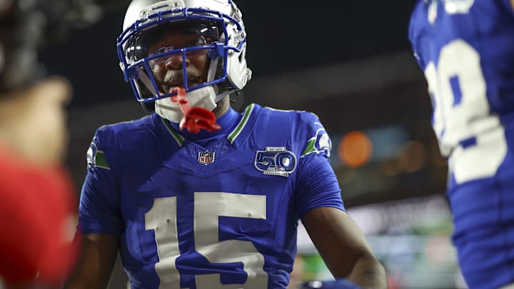 Nov 2, 2025; Landover, Maryland, USA; Seattle Seahawks wide receiver Tory Horton (15) between plays- against the Washington Commanders during the first quarter at Northwest Stadium.