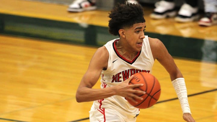 Newport sophomore Taylen Kinney