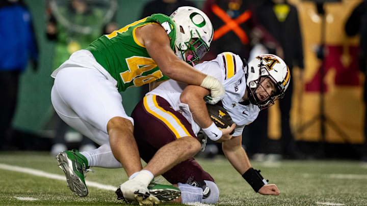 Does this look fragile to you? Oregon's defense ranks No. 3 in the nation, giving up 3.98 yards per play.