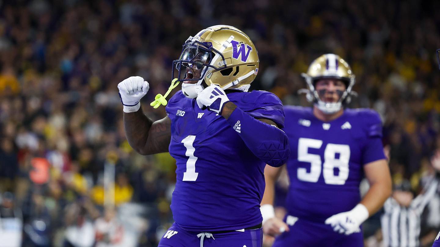 Broncos RB Gets Surprise OROY Buzz—Here’s the Truth