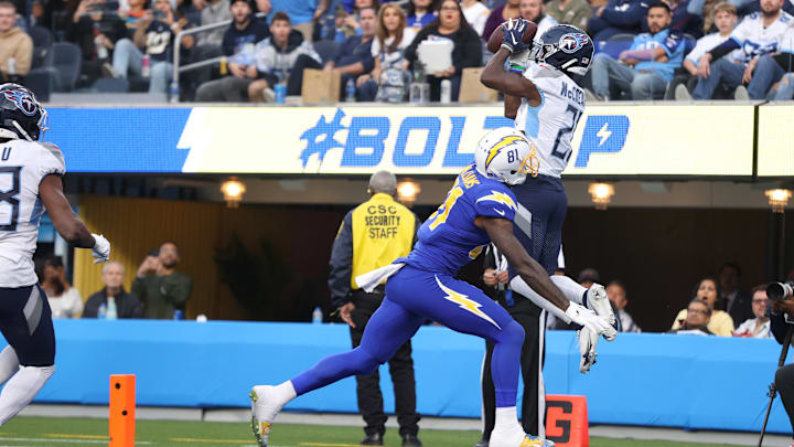 Tennessee Titans v Los Angeles Chargers