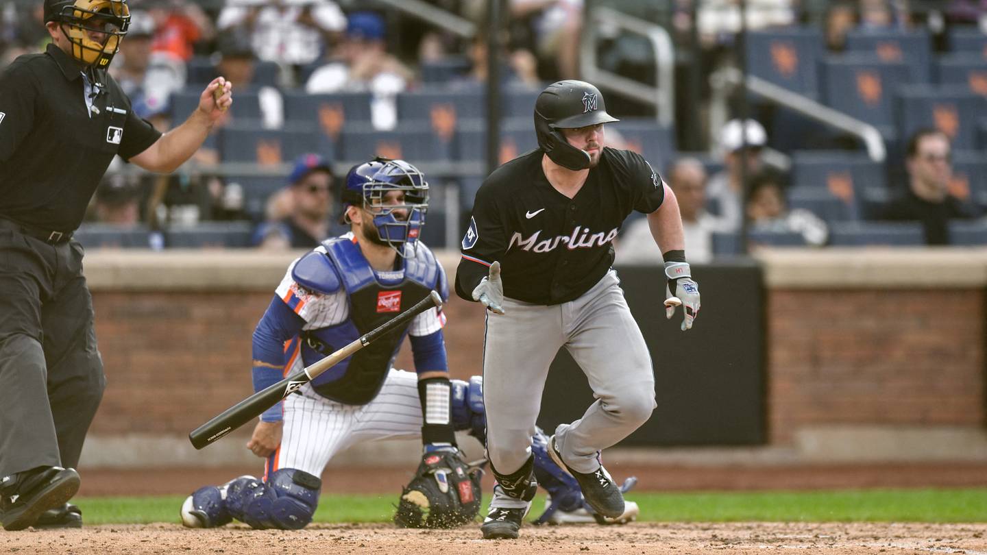 Red Sox's failed Otto Lopez pursuit doesn't take different trade with Marlins off the table