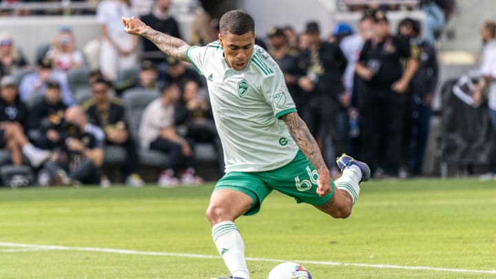 O garoto de 22 anos estava atuando nos Estados Unidos