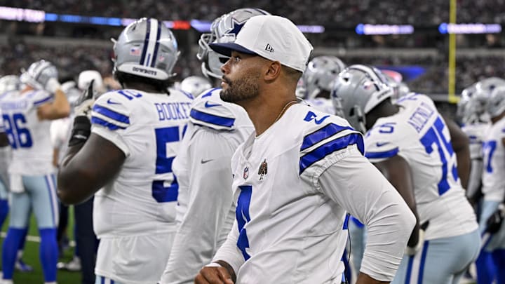 Dallas Cowboys quarterback Dak Prescott during the game between the Dallas Cowboys and the Baltimore Ravens.