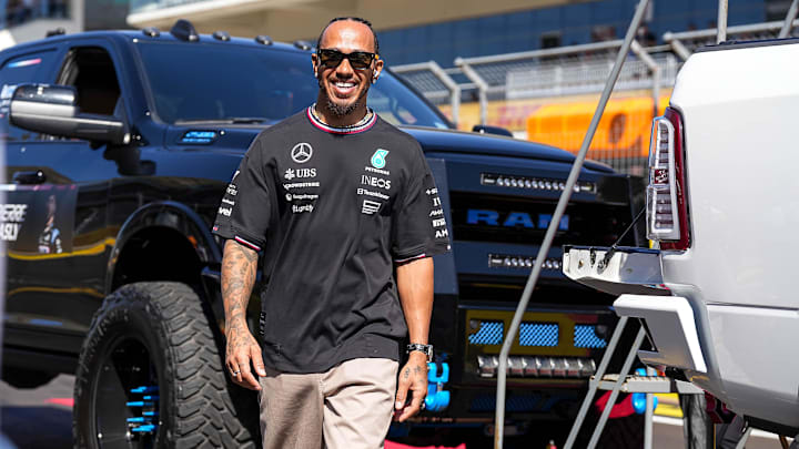 Oct 20, 2024; Austin, Texas, USA; Mercedes-AMG Petronas driver Lewis Hamilton walks the track ahead of the drivers' parade at the Formula 1 Pirelli United States Grand Prix at Circuit of the Americas. Mandatory Credit: Aaron E. Martinez-Imagn Images Oct 20, 2024; Austin, Texas, USA; Mercedes-AMG Petronas driver Lewis Hamilton walks the track ahead of the drivers' parade at the Formula 1 Pirelli United States Grand Prix at Circuit of the Americas. Mandatory Credit: Aaron E. Martinez-Imagn Images