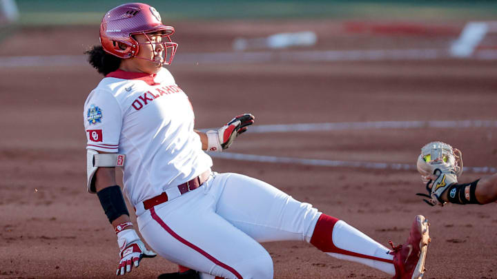 Oklahoma slugger Ella Parker 