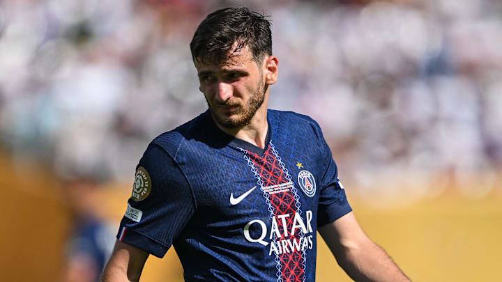 K. Kvaratskhelia - Paris SG K. Kvaratskhelia - Paris SG