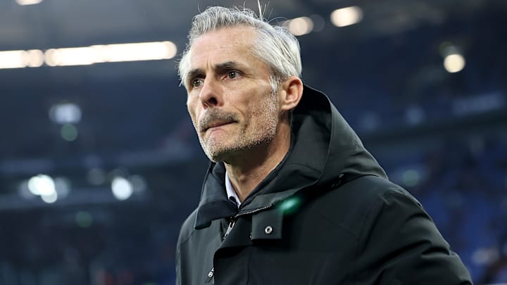 Kees van Wonderen möchte sich nicht mit den Raúl-Gerüchten befassen. Kees van Wonderen möchte sich nicht mit den Raúl-Gerüchten befassen.