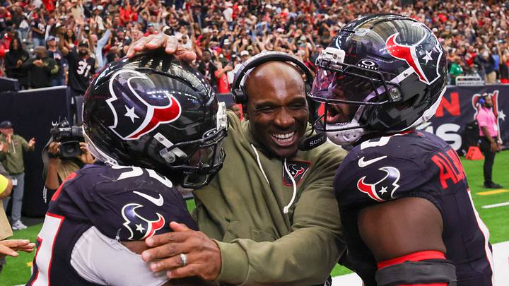 Nov 9, 2025; Houston, Texas, USA; Houston Texans head coach DeMeco Ryans with defensive tackle Sheldon Rankins (90) and linebacker Azeez Al-Shaair (0) following a game against the Jacksonville Jaguars at NRG Stadium. Mandatory Credit: Thomas Shea-Imagn Images Nov 9, 2025; Houston, Texas, USA; Houston Texans head coach DeMeco Ryans with defensive tackle Sheldon Rankins (90) and linebacker Azeez Al-Shaair (0) following a game against the Jacksonville Jaguars at NRG Stadium. Mandatory Credit: Thomas Shea-Imagn Images