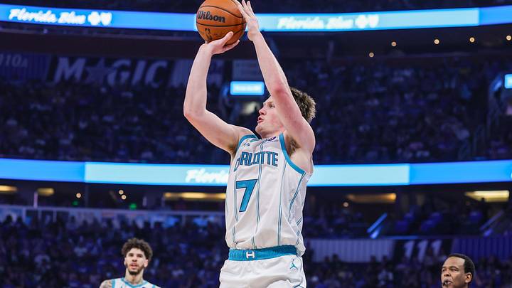 Apr 17, 2026; Orlando, Florida, USA; Charlotte Hornets guard Kon Knueppel (7) shoots during the second half against the Orlando Magic during the play-in rounds of the 2026 NBA Playoffs at Kia Center. Mandatory Credit: Mike Watters-Imagn Images