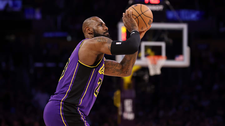 LeBron James ya se encuentra dentro de la historia de los Lakers LeBron James ya se encuentra dentro de la historia de los Lakers