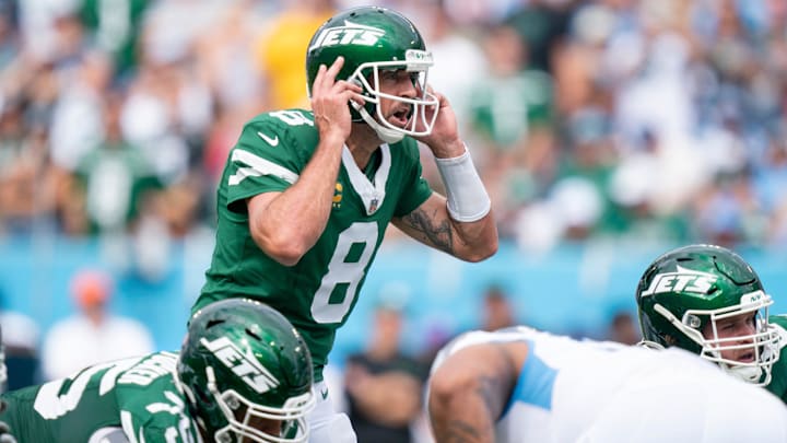 New York Jets quarterback Aaron Rodgers (8) calls a play against the Tennessee Titans during their game at Nissan Stadium in Nashville, Tenn., Sunday, Sept. 15, 2024.