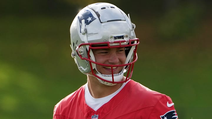 Oct 18, 2024; London, United Kingdom; New England Patriots quarterback Drake Maye (10) during practice at the Harrow School. Mandatory Credit: Kirby Lee-Imagn Images