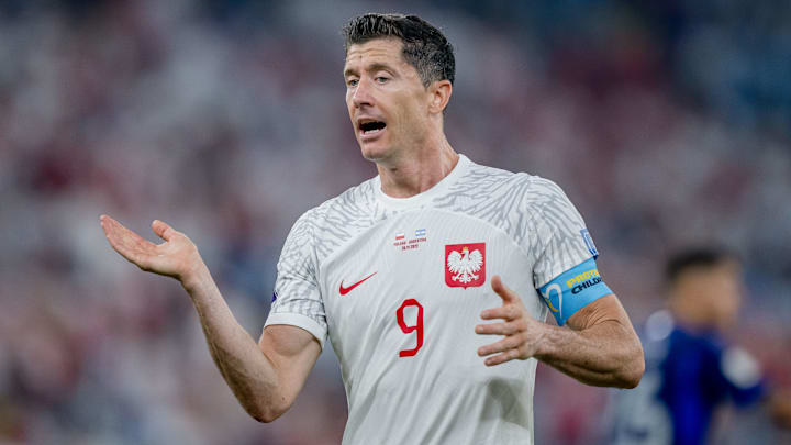 Robert Lewandowski voit les Bleus favoris
