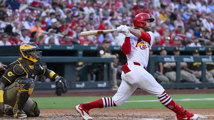 Jul 24, 2025; St. Louis, Missouri, USA; St. Louis Cardinals second baseman Brendan Donovan (33) hits a three run home run against the San Diego Padres during the second inning at Busch Stadium. Mandatory Credit: Jeff Curry-Imagn Images Jul 24, 2025; St. Louis, Missouri, USA; St. Louis Cardinals second baseman Brendan Donovan (33) hits a three run home run against the San Diego Padres during the second inning at Busch Stadium. Mandatory Credit: Jeff Curry-Imagn Images