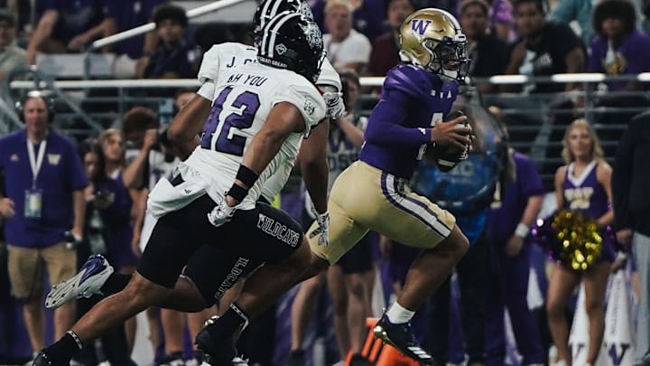 Demond Williams Jr. showed off his speed in the season opener against Weber State. 