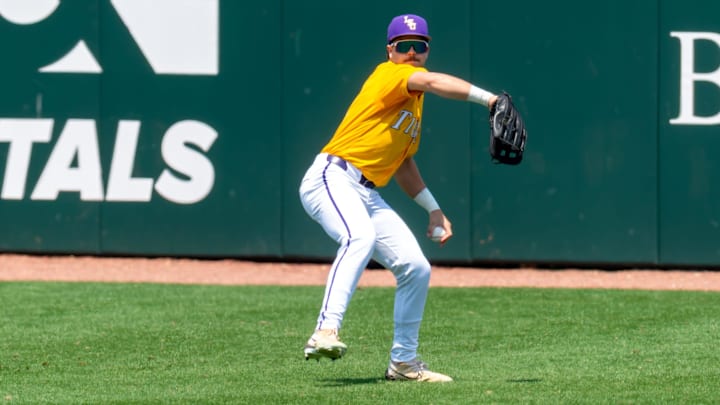 Jake Brown 7, LSU Tigers take on the Tennessee Vols. Sunday, April 27, 2025.