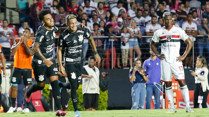 Adson foi o grande nome do Majestoso, com dois gols