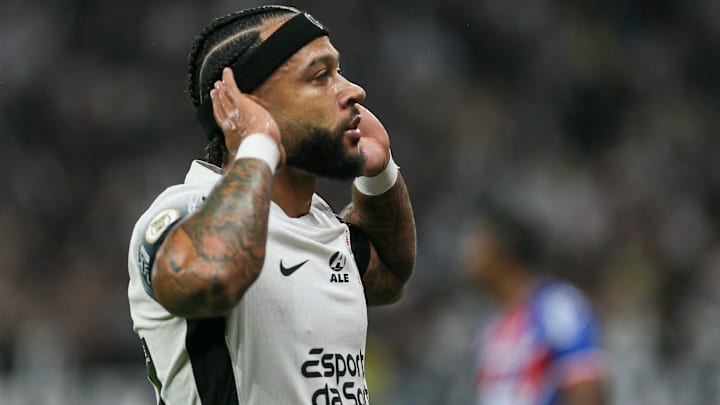 Memphis Depay brilha na 37ª rodada do Brasileirão Série A 2024