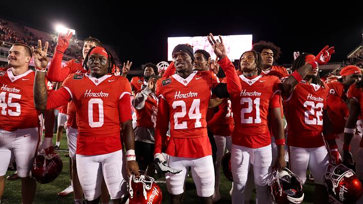 Oct 17, 2026; Houston, Texas, USA; Houston Cougars players celebrate after the game against the Oklahoma State Cowboys at TDECU Stadium. Mandatory Credit: Troy Taormina-Imagn Images Oct 17, 2026; Houston, Texas, USA; Houston Cougars players celebrate after the game against the Oklahoma State Cowboys at TDECU Stadium. Mandatory Credit: Troy Taormina-Imagn Images
