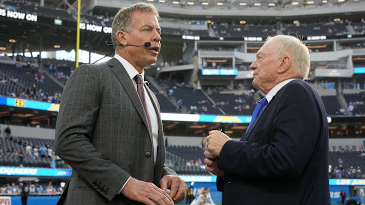 Oct 16, 2023; Inglewood, California, USA; Dallas Cowboys owner Jerry Jones (right) talks with former