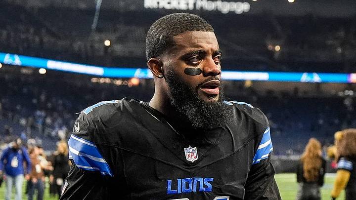 Detroit Lions cornerback Amik Robertson (21) Detroit Lions cornerback Amik Robertson (21)