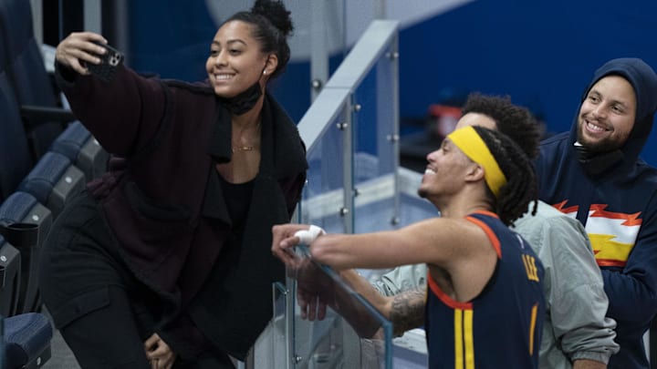 Sydel Curry takes a selfie with husband Damion Lee, and brothers Seth and Steph Curry. Sydel Curry takes a selfie with husband Damion Lee, and brothers Seth and Steph Curry.