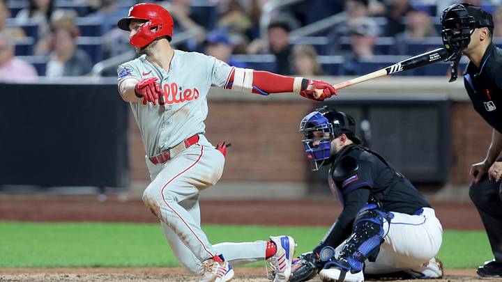 Jun 26, 2026; New York City, New York, USA; Philadelphia Phillies shortstop Trea Turner (7) follows through on an RBI single against the New York Mets during the seventh inning at Citi Field. Jun 26, 2026; New York City, New York, USA; Philadelphia Phillies shortstop Trea Turner (7) follows through on an RBI single against the New York Mets during the seventh inning at Citi Field.