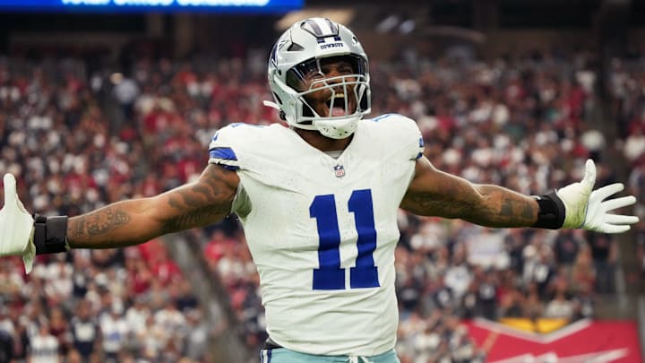 Dallas Cowboys linebacker Micah Parsons (11) celebrates his sack against the Arizona Cardinals at