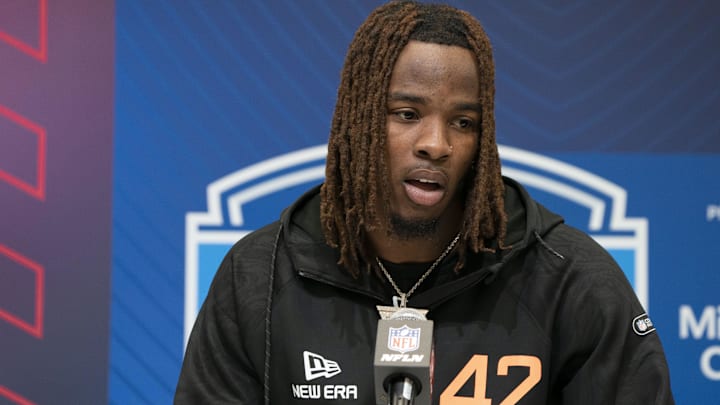 Feb 28, 2025; Indianapolis, IN, USA; Tennessee wideout Dont'e Thornton (WO42) talks to the press during the 2025 NFL Combine at Indiana Convention Center. Mandatory Credit: Stephanie Amador Blondet-Imagn Images Feb 28, 2025; Indianapolis, IN, USA; Tennessee wideout Dont'e Thornton (WO42) talks to the press during the 2025 NFL Combine at Indiana Convention Center. Mandatory Credit: Stephanie Amador Blondet-Imagn Images