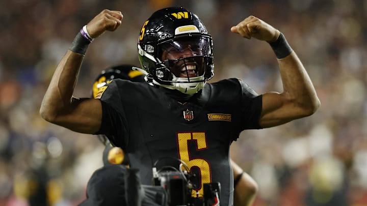 Oct 13, 2025; Landover, Maryland, USA; Washington Commanders quarterback Jayden Daniels (5) reacts after a play against the Chicago Bears during the second half at Northwest Stadium. Mandatory Credit: Geoff Burke-Imagn Images Oct 13, 2025; Landover, Maryland, USA; Washington Commanders quarterback Jayden Daniels (5) reacts after a play against the Chicago Bears during the second half at Northwest Stadium. Mandatory Credit: Geoff Burke-Imagn Images