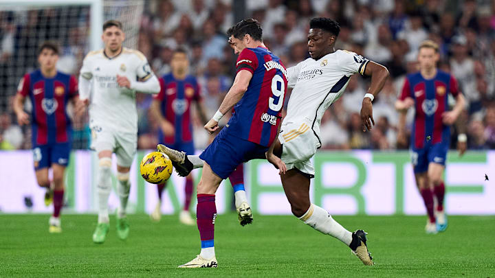 Real Madrid CF v FC Barcelona 