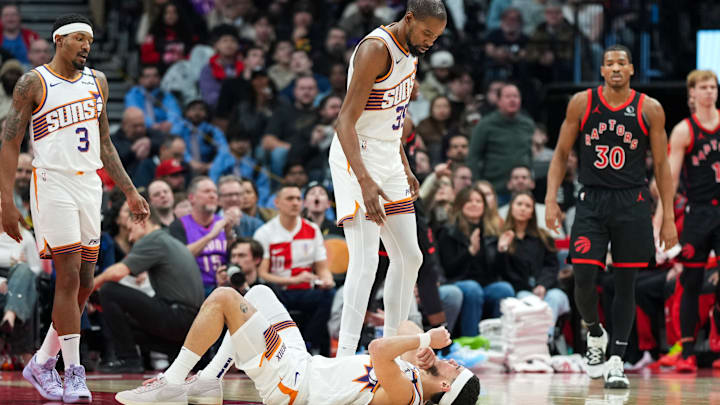 Phoenix Suns v Toronto Raptors