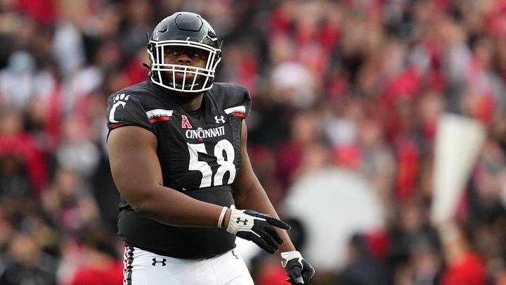 Nov 5, 2022; Cincinnati, Ohio, USA; Cincinnati Bearcats defensive lineman Dontay Corleone (58) looks up at the scoreboard in the first quarter against the Navy Midshipmen at Nippert Stadium. Mandatory Credit: Kareem Elgazzar/Cincinnati Enquirer via USA TODAY NETWORK