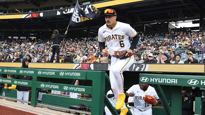 Apr 5, 2026; Pittsburgh, Pennsylvania, USA;  Pittsburgh Pirates shortstop Konnor Griffin (6) takes the field for the first inning against the Baltimore Orioles at PNC Park. Mandatory Credit: Charles LeClaire-Imagn Images