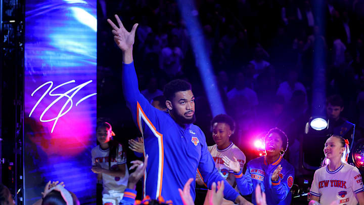 Oct 22, 2025; New York, New York, USA; New York Knicks center Karl-Anthony Towns (32) is introduced before an opening night game against the Cleveland Cavaliers at Madison Square Garden. Mandatory Credit: Brad Penner-Imagn Images Oct 22, 2025; New York, New York, USA; New York Knicks center Karl-Anthony Towns (32) is introduced before an opening night game against the Cleveland Cavaliers at Madison Square Garden. Mandatory Credit: Brad Penner-Imagn Images