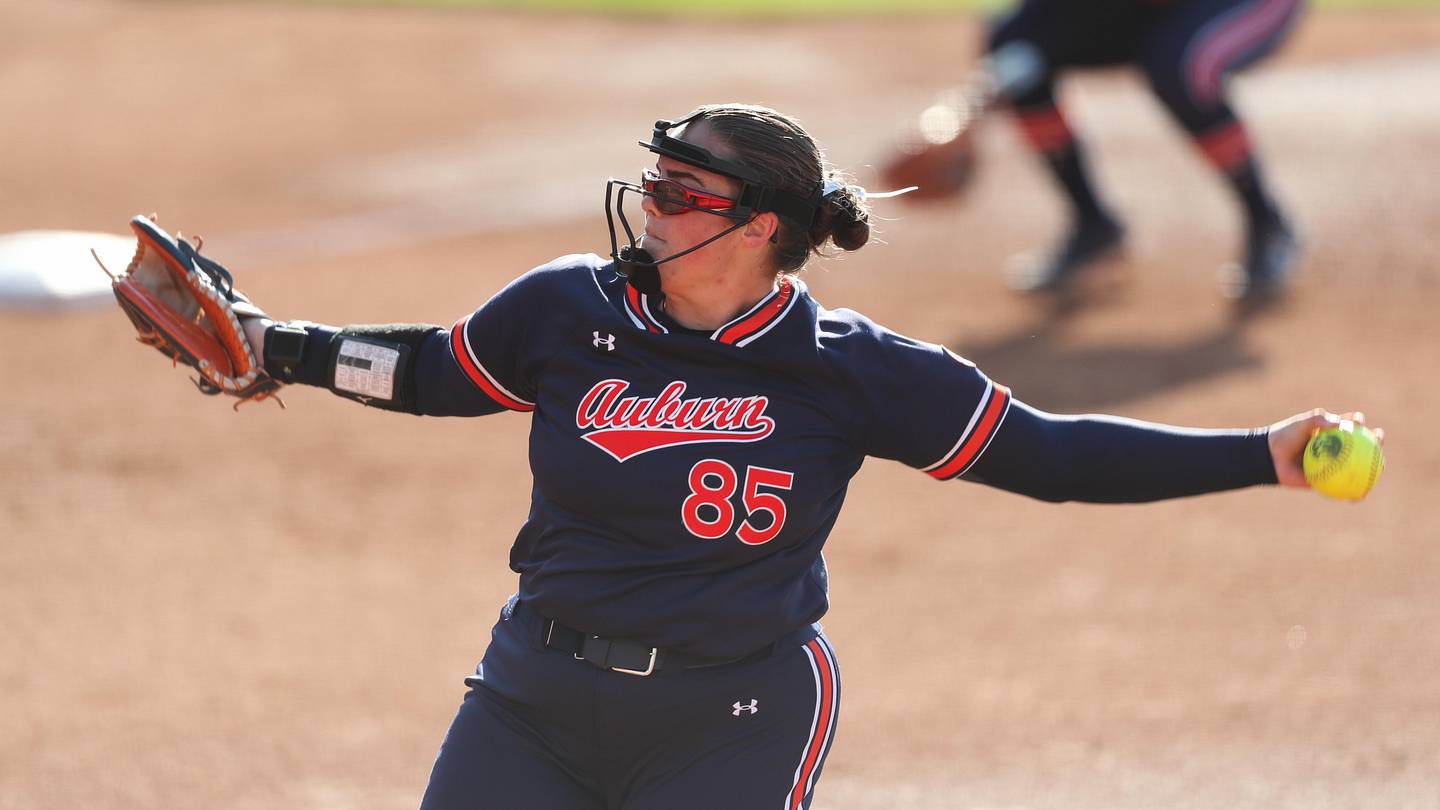 Former Oklahoma National Champion, Auburn Pitcher Enters Transfer Portal