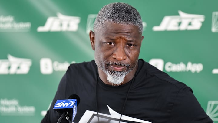 NY Jets head coach Aaron Glenn