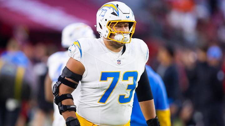 Oct 21, 2024; Glendale, Arizona, USA; Los Angeles Chargers offensive tackle Foster Sarell (73) against the Arizona Cardinals at State Farm Stadium. Mandatory Credit: Mark J. Rebilas-Imagn Images Oct 21, 2024; Glendale, Arizona, USA; Los Angeles Chargers offensive tackle Foster Sarell (73) against the Arizona Cardinals at State Farm Stadium. Mandatory Credit: Mark J. Rebilas-Imagn Images