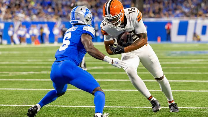 Detroit Lions cornerback Terrion Arnold (6) defends against Cleveland Browns wide receiver Cedric Tillman (19). Detroit Lions cornerback Terrion Arnold (6) defends against Cleveland Browns wide receiver Cedric Tillman (19).