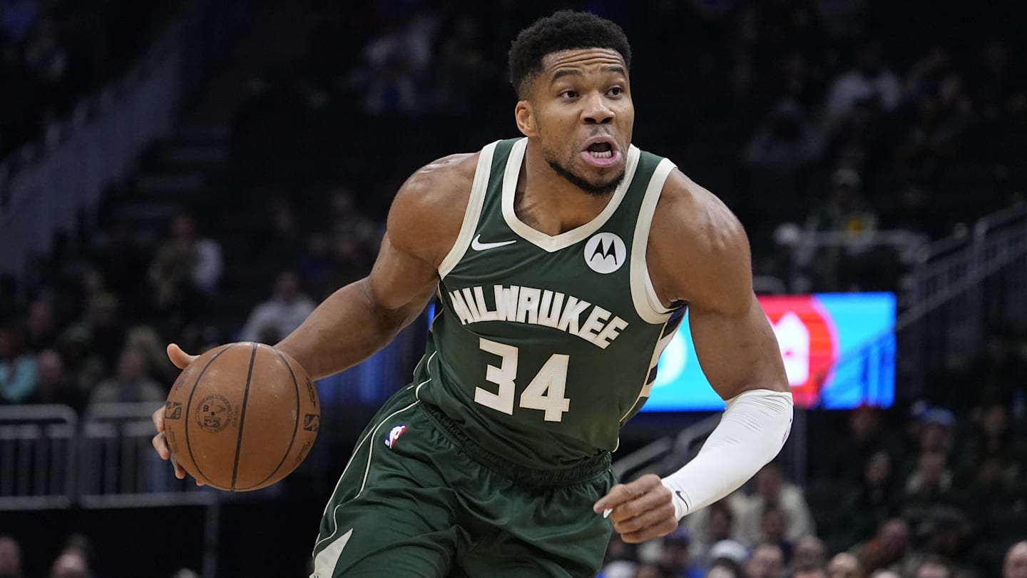 Bucks must create Giannis sweepstakes as trade rumors swirl