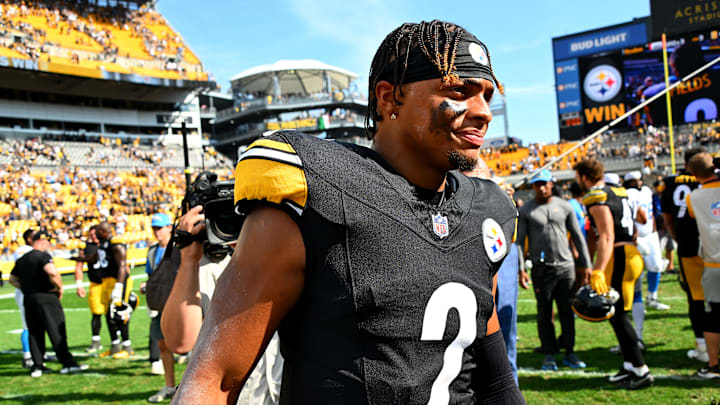 Los Angeles Chargers v Pittsburgh Steelers