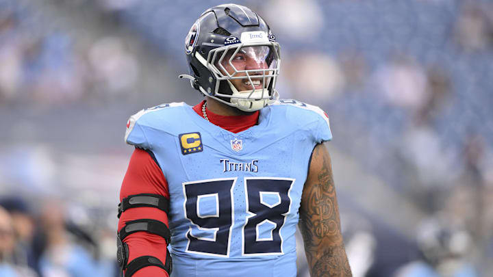 Tennessee Titans defensive tackle Jeffery Simmons (98)