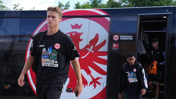 Noah Fenyő (links) und Ansgar Knauff (rechts) sind mit der SGE in den USA