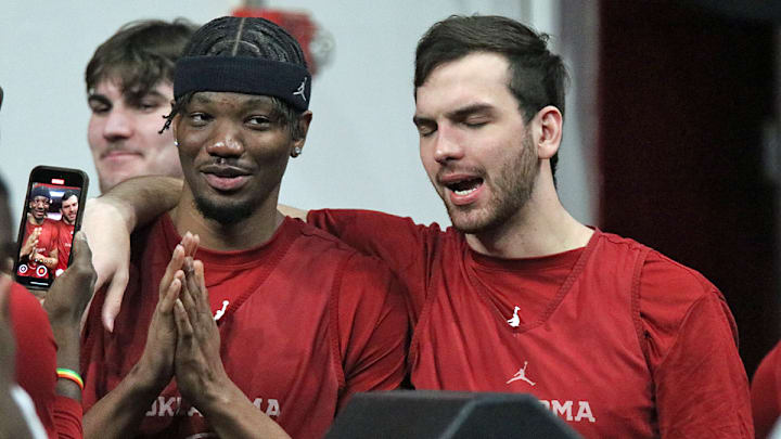 Oklahoma forwards Mo Wague and Sam Godwin Oklahoma forwards Mo Wague and Sam Godwin