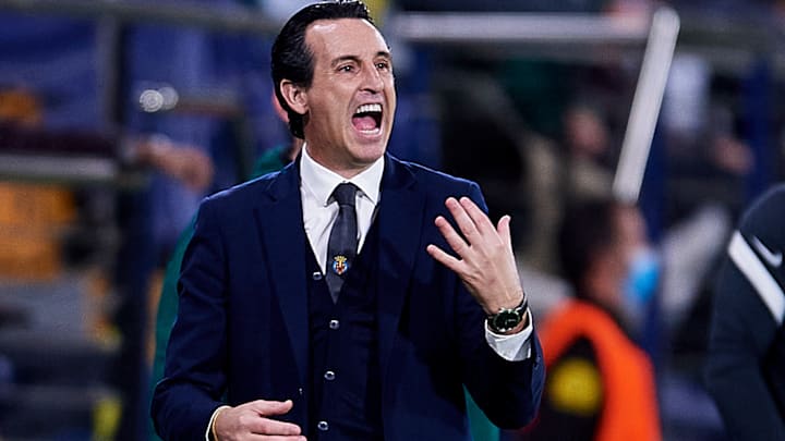 Unai Emery assure qu'il va rester.