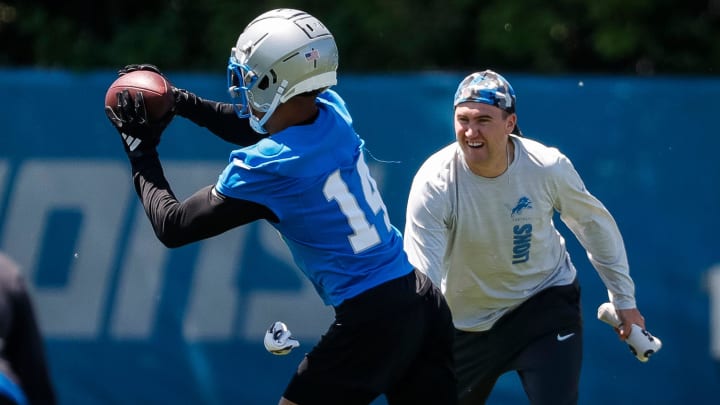 Detroit Lions wide receiver Amon-Ra St. Brown (14) 