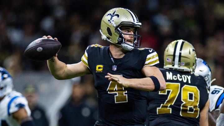 Dec 10, 2023; New Orleans, Louisiana, USA; New Orleans Saints quarterback Derek Carr (4) passes against the Carolina Panthers during the second half at the Caesars Superdome. Mandatory Credit: Stephen Lew-USA TODAY Sports Dec 10, 2023; New Orleans, Louisiana, USA; New Orleans Saints quarterback Derek Carr (4) passes against the Carolina Panthers during the second half at the Caesars Superdome. Mandatory Credit: Stephen Lew-USA TODAY Sports