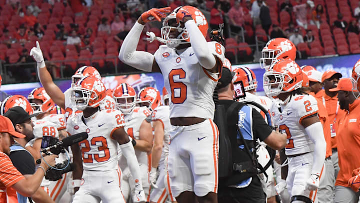 Aug 31, 2024; Atlanta, Georgia, USA;  Clemson Tigers cornerback Tavoy Feagin (6) before the 2024 Aflac Kickoff Game with the University of Georgia Bulldogs at Mercedes-Benz Stadium. Mandatory Credit: - Ken Ruinard - Imagn Images